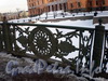 Фрагмент ограды Нижнего Лебяжьего моста. Фото март 2010 г.