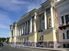 Английская наб., д. 2 / Сенатская пл., д. 1. Здание Сената (Конституционного суда). Фасад по набережной. Фото июнь 2010 г.