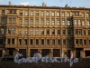 Наб. реки Мойки, д. 64 / пер. Гривцова, д. 1. Фрагмент фасада по набережной. Фото август 2010 г.