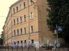 Наб. Обводного канала, д. 58/Боровая ул., д. 42. Фрагмент фасада здания. Фото 2008 г.
