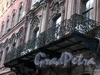 Замятин пер., д. 4. Доходный дом И.О. Утина. Решетка балкона. Фото июль 2009 г.