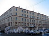 Конюшенная пл., д. 2 (левая часть) / наб. канала Грибоедова, д. 3. Здание бывшего комплекса Придворного конюшенного ведомства. Общий вид. Фото март 2010 г.