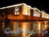 Сенатская пл., д. 3 / Конногвардейский бул., д. 1. Здание Синода (Президентской библиотеки им. Б.Н. Ельцина) в ночной подсветке. Фото май 2010 г.