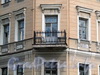 Клинский пр., д. 10. Угловой балкон. Фото май 2010 г.