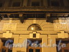 Адмиралтейский пр., д. 6. Ночная подсветка здания. Фрагмент фасада. Фото июль 2010 г.