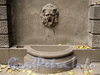 Кронверкский пр., д. 5. Маскарон в виде головы сатира на стене внутреннего двора. Фото октябрь 2010 г.