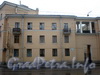 Среднеохтинский пр., д. 19, фрагмент фасада здания. Фото 2008 г.
