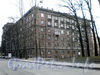 Бол. Сампсониевский пр., д. 108. Фасад здания со стороны Новосильцевского переулка. Апрель 2009 г.