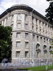Большой пр., В.О., д. 31. Здание института высокомолекулярных соединений РАН. Угловая часть фасада. Фото август 2009 г.