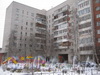 Пр. Ветеранов, дом 160. Вид со двора (часть дома в сторону ул. Лётчика Пилютова). Фото январь 2012 г.