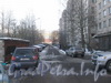 Проезд вдоль дома 141, корп. 1 по пр. Ветеранов. Вид от 2-Комсомольской ул. в сторону ул. Пограничника Гарькавого. Фото январь 2012 г.