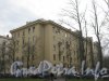 Московский пр., дом 145, литера А. Вид со стороны двора дома 145. Фото апрель 2012 г.