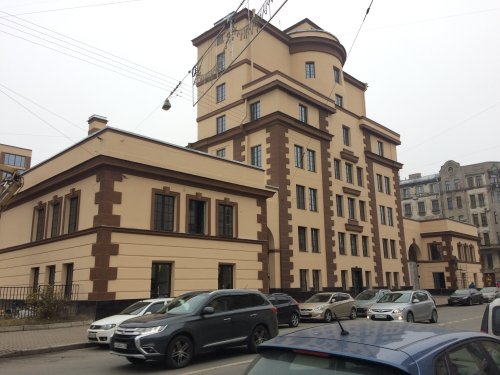 Санкт-Петербург,Чкаловский пр. - Встроенное помещение сдам (вторичное)