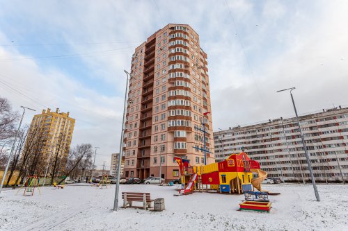 Санкт-Петербург,Пионерстроя ул. - 3 комн. квартира продажа (вторичное)