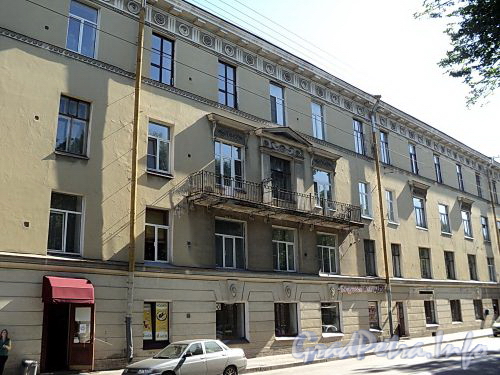 Конногвардейский бул., д. 6. Фрагмент фасада. Фото июнь 2010 г.