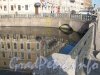 Адмиралтейский канал на углу у пл. Труда и фрагмент ограды. Фото сентябрь 2012 г.