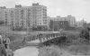 Пешеходный мост через реку Оккервиль у дома 59 по Заневскому проспекту. Фото 1975 г.