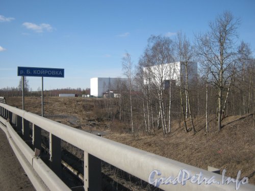 Русло реки Большая Койровка. Фото с Волхонского шоссе, апрель 2012 г.