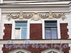 3-я линия В.О., д. 20. Доходный дом Л. Н. Бенуа. Элементы художественного оформления фасада здания. Фото июль 2009 г.