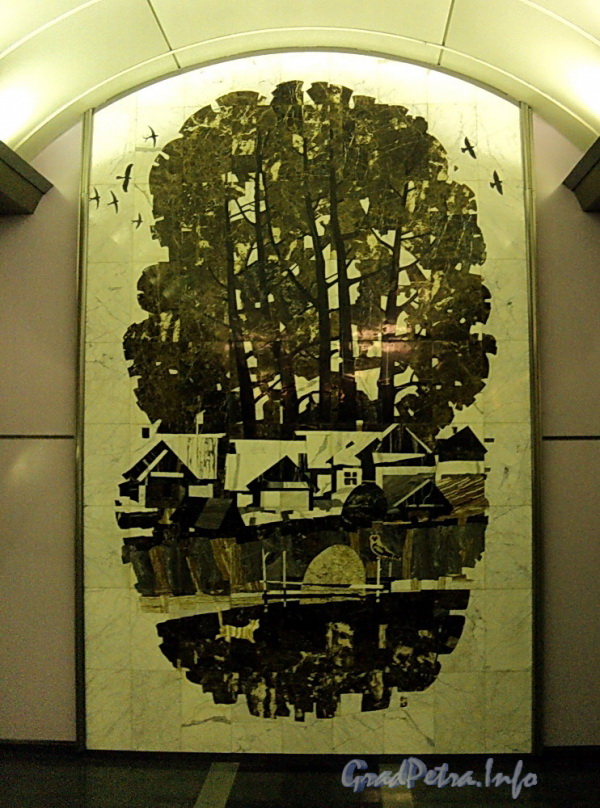 Станция метро «Волковская». Панно в торце пешеходного тоннеля. Фото апрель 2011 г.