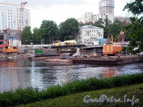 Работы по реконструкции 3-го Елагина моста. Фото июнь 2009 г.