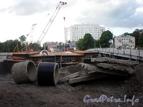 Работы по строительству нового 3-го Елагина моста. Фото июнь 2009 г.