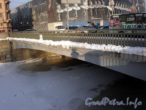 Ново-Московский мост через Обводный канал в створе Московского проспекта. Фото февраль 2010 г.