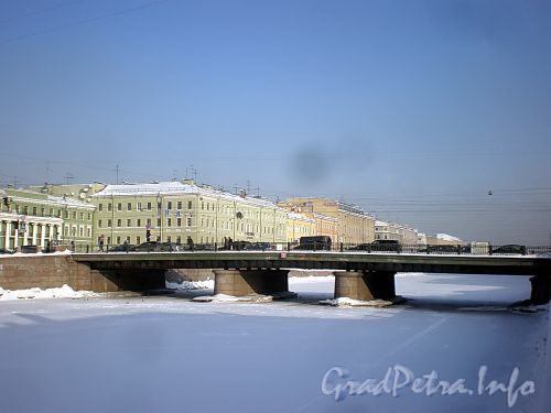 Семеновский мост через реку Фонтанку. Фото февраль 2010 г.
