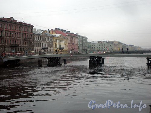 Горсткин пешеходный мост через реку Фонтанку в створе улицы Ефимова. Фото ноябрь 2009 г.