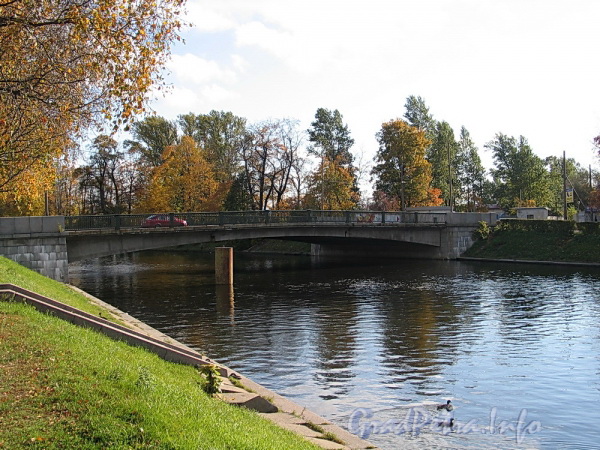 Мост Красного Курсанта через рекуждановку. Фото октябрь 2011 г.