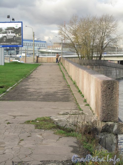 Мост Обуховской обороны. Правая сторона моста. Фото октябрь 2012 г.