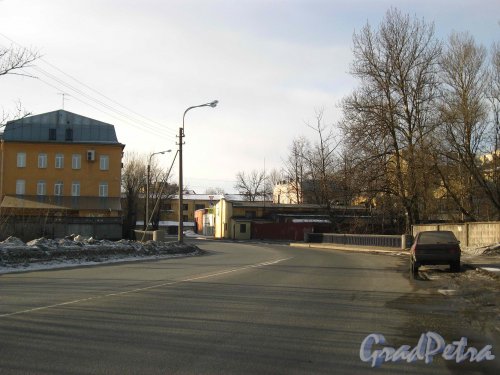 Грааповский мост через реку Волковка. Фото 8 марта 2013 г.