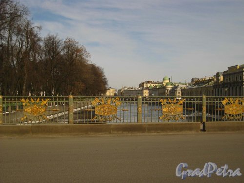 Ограда Пантелеймоновского моста. Фото 19 марта 2013 г.