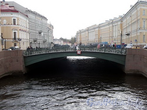 Певческий мост через Мойку у Дворцовой площади. Фото май 2009 г.