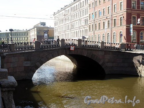 Каменный мост через канал Грибоедова. Фото август 2009 г.