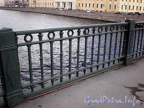 Ограда Семеновского моста. Фото июль 2009 г.