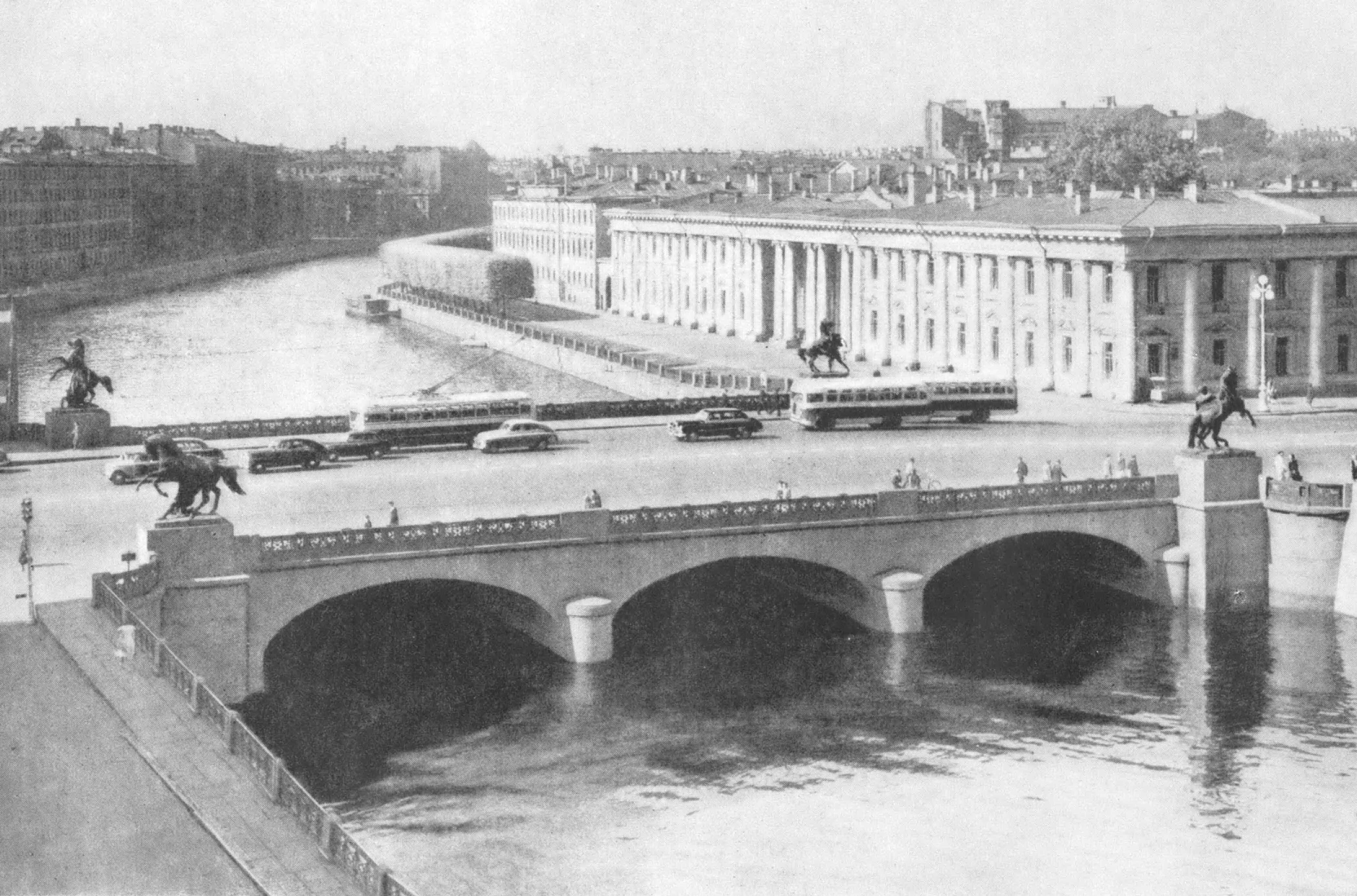 аничков мост в санкт петербурге фото
