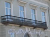 Наб. реки Мойки, д. 90. Дом А.М. Голицина (А.П. Шувалова). Решетка балкона. Фото июнь 2010 г.