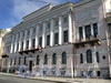 Английская наб., д. 4. Здание Конституционного суда РФ. Фасад здания. Фото июнь 2010 г.