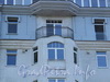 Наб. Мартынова, д. 4. Решетка балкона. Фото июнь 2010 г.