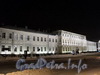 Университетская наб., д. 11. Ночная подсветка здания. Фото январь 2011 г.