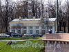 Наб. Малой Невки, д. 7. Вид с Каменноостровского моста. Фото апрель 2011 г.