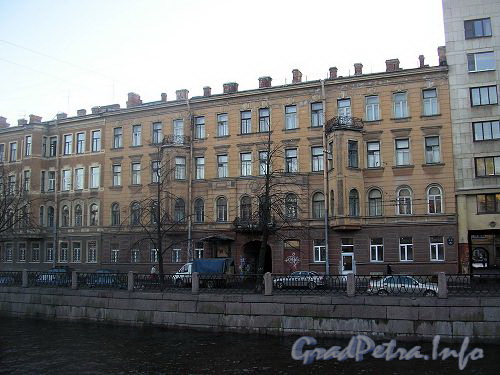 Наб. реки Карповки, д. 20. Общий вид здания. Фото 2006 г.