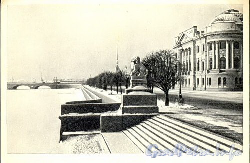 Петровская набережная. Фото А. Махаринского, 1966 г. (старая открытка)