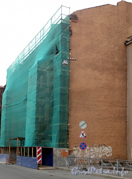 Наб. Адмиралтейского канала, д. 15. Реконструкция здания. Фото август 2011 г.