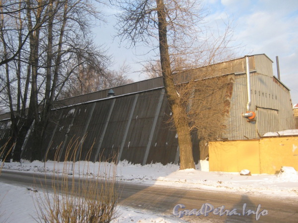 Наб. Обводного канала, дом 5, лит. Г. Ангар НТЦ «Прометей». Фото февраль 2012 г.