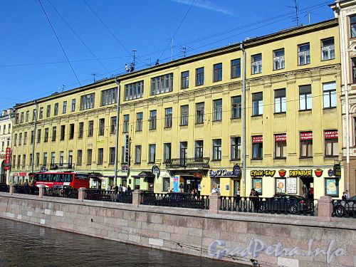 Наб. канала Грибоедова, д. 22. Фасад здания. Фото июль 2009 г.
