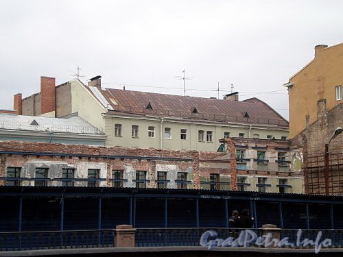 Наб. канала Грибоедова, д. 51. Реконструкция здания под гостиницу. Фото апрель 2009 г.