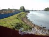 Вид на проектируемое продолжение набережной Адмирала Лазарева вдоль Малой Невки в сторону строящегося ЖК «Леонтьевский мыс». Фото июнь 2010 г.