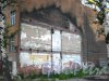 Свердловская наб., д. 40, корп. 2, лит. К. След от снесенной соседней постройки на западном фасаде здания. Фото июнь 2009 г.
